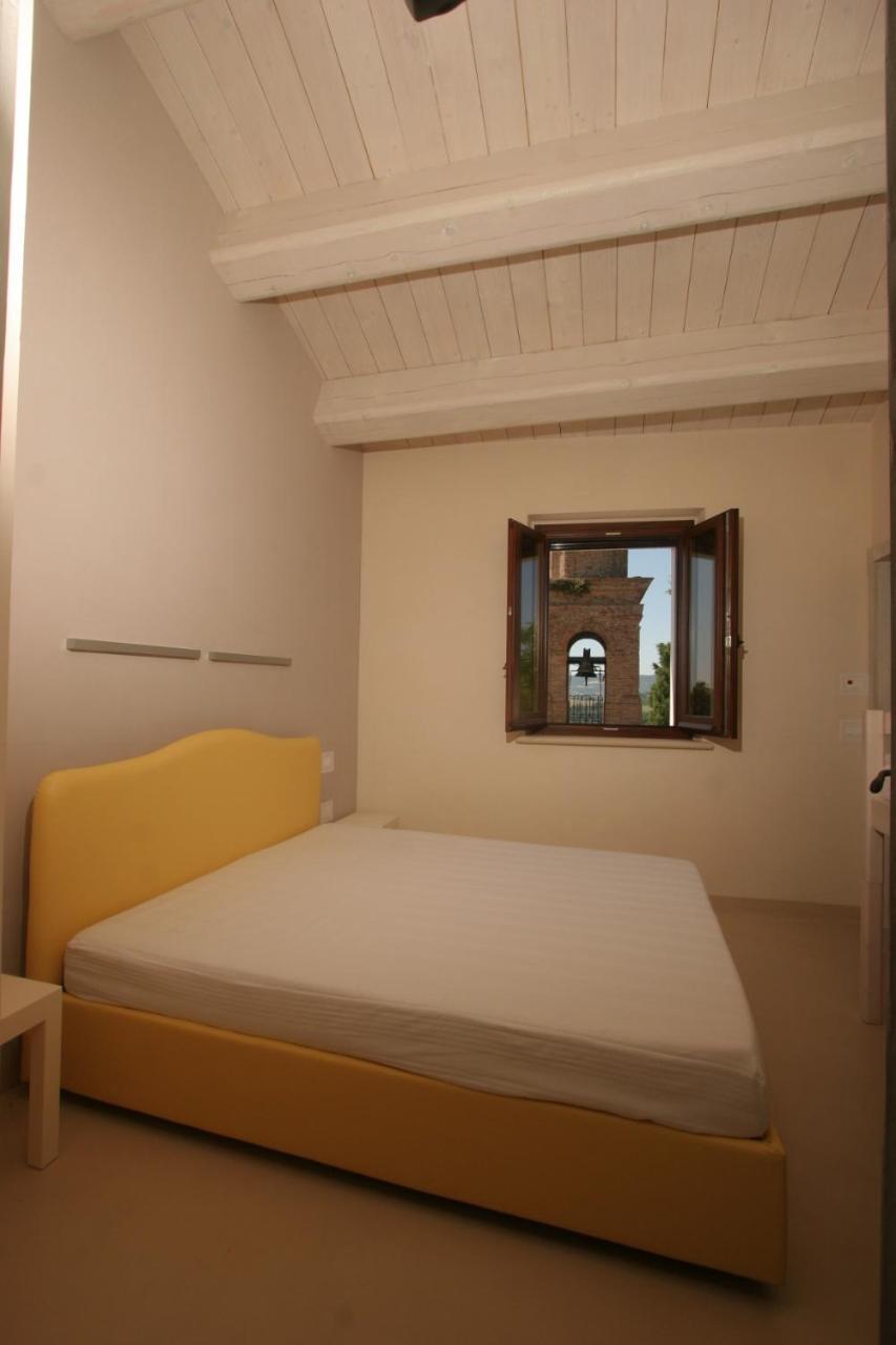 Agriturismo Pozzuolo Serrungarina Room photo
